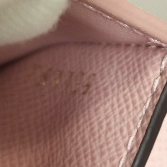 Very Good & RARE LV Zoe Giant Monogram Trifold Wallet in Rouge (Full Inclusion) - Picture 11 of 16